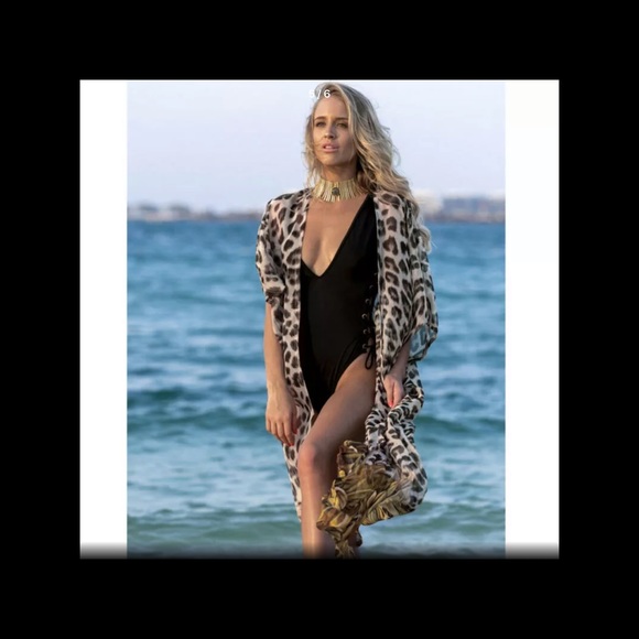 LEOPARD COVER UP - Picture 2 of 3